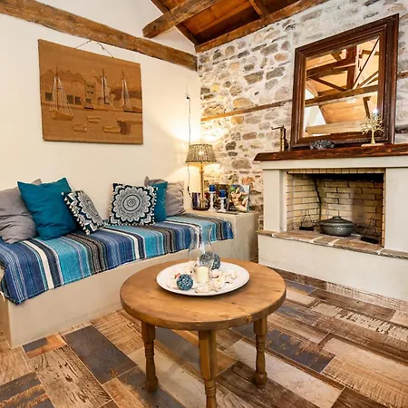 Alifadas 1836 Appartement *