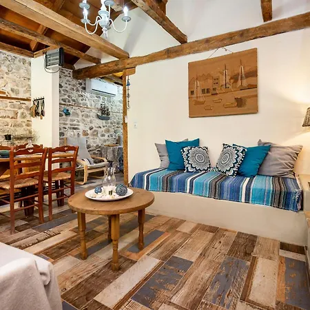 Apartment Alifadas 1836